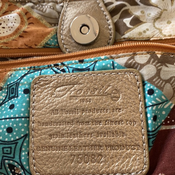 PRICE FIRM Buttery Gold Woven Leather Fossil Bag - Picture 11 of 16